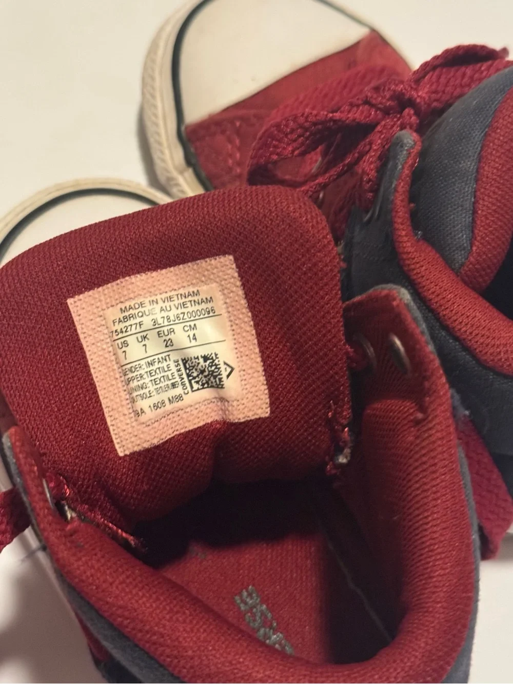 Converse All Star Burgundy and Navy High-Top Sneakers Kids Size 7